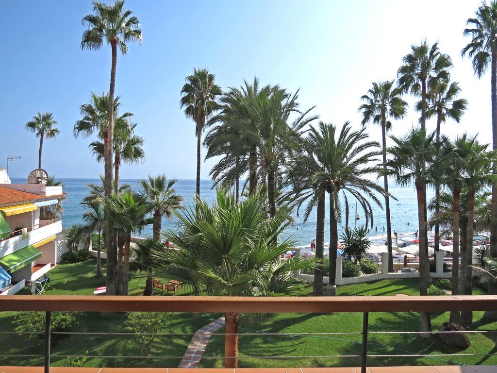 Apartamentos Playa Torrecilla Nerja Exterior photo