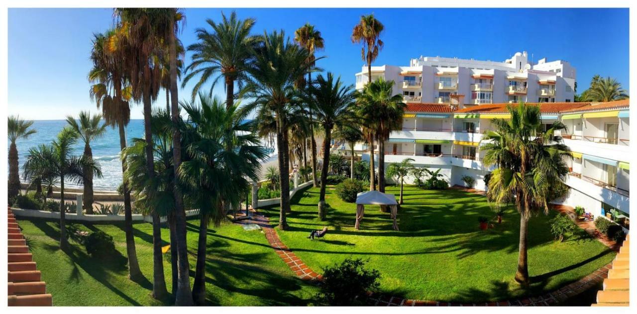 Apartamentos Playa Torrecilla Nerja Exterior photo