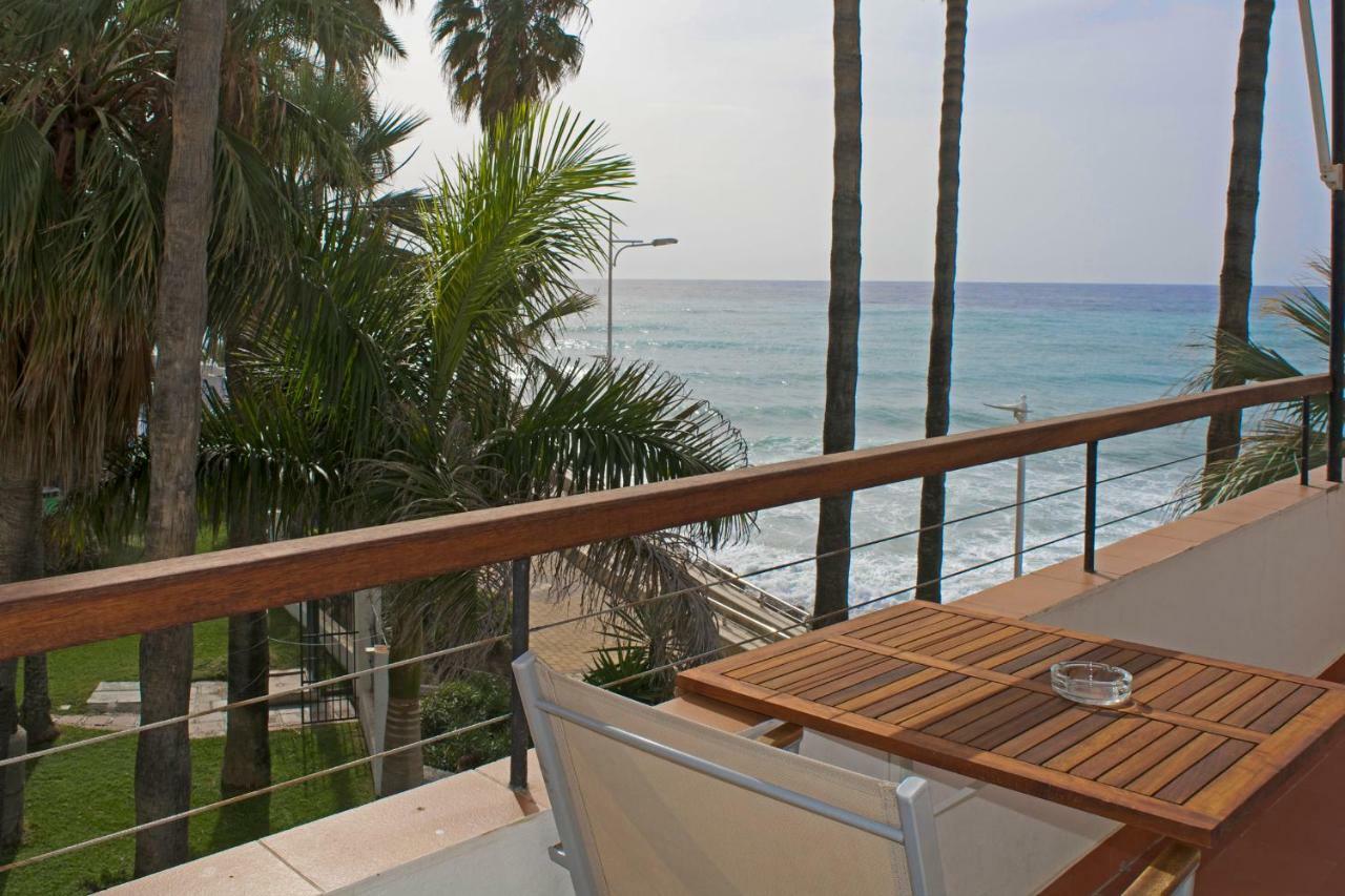 Apartamentos Playa Torrecilla Nerja Exterior photo